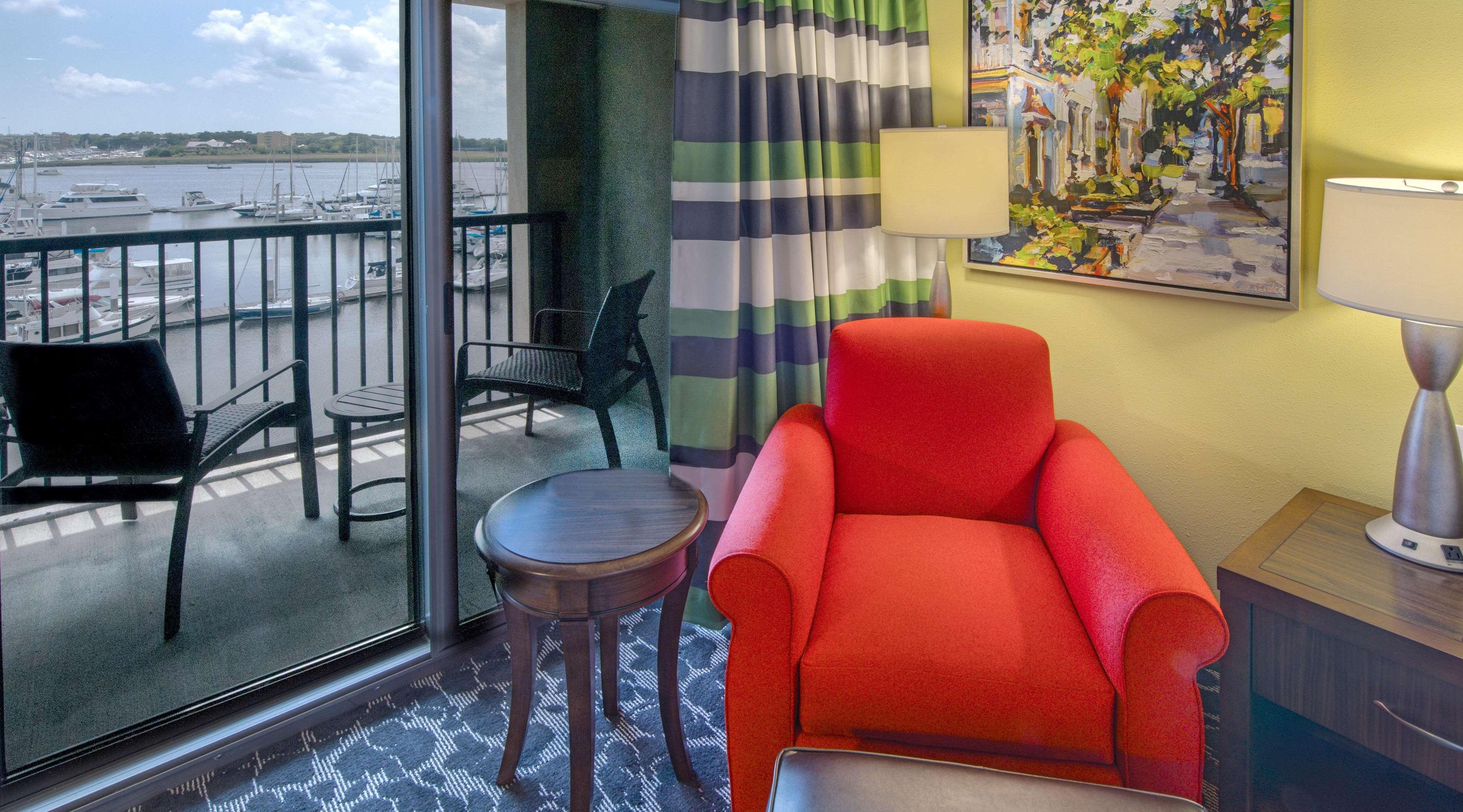 Hilton Garden Inn Charleston Waterfront/Downtown Bagian luar foto